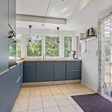 Strandholmen Xi 度假居 Millinge